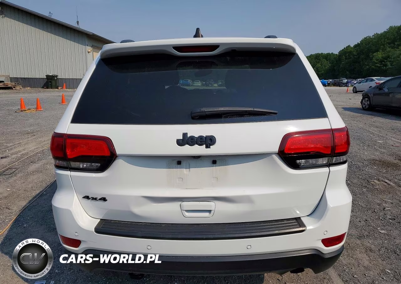 2018 Jeep Grand Cherokee Laredo VIN:1C4RJFAG2JC492548 - 6