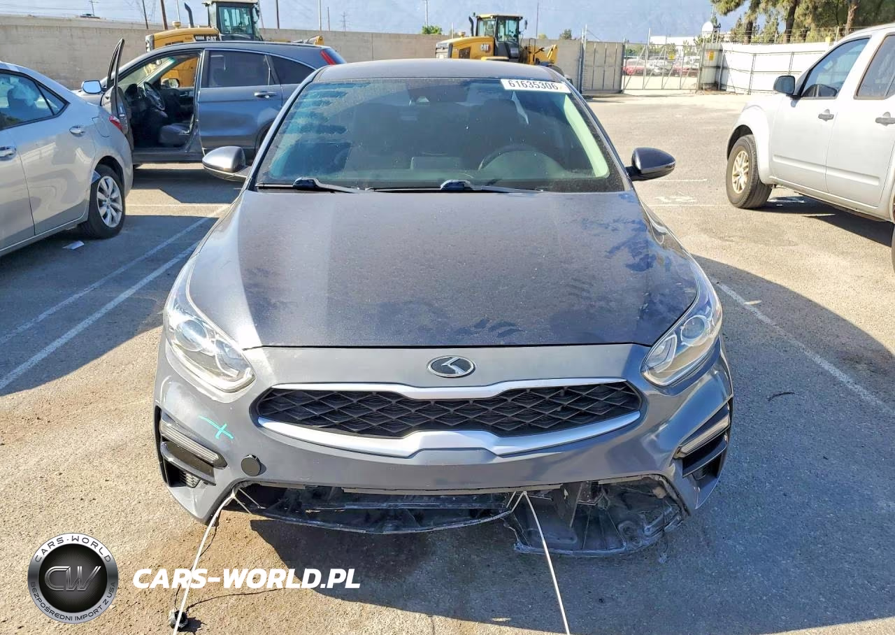 2021 Kia Forte Lxs VIN:3KPF24AD7ME307384 - 5