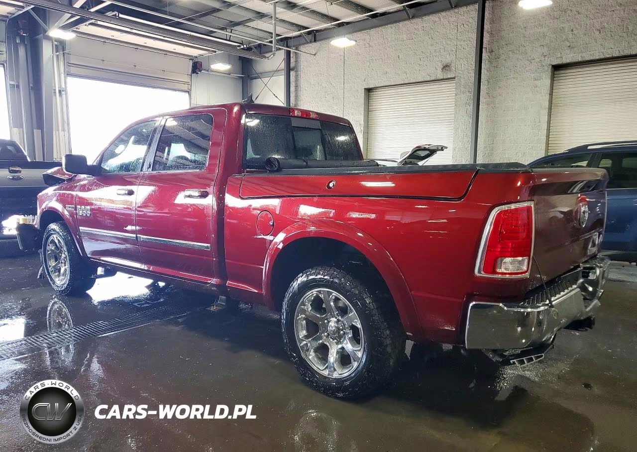 2018 Ram 1500 Laramie VIN:1C6RR7VM4JS246838 - 2