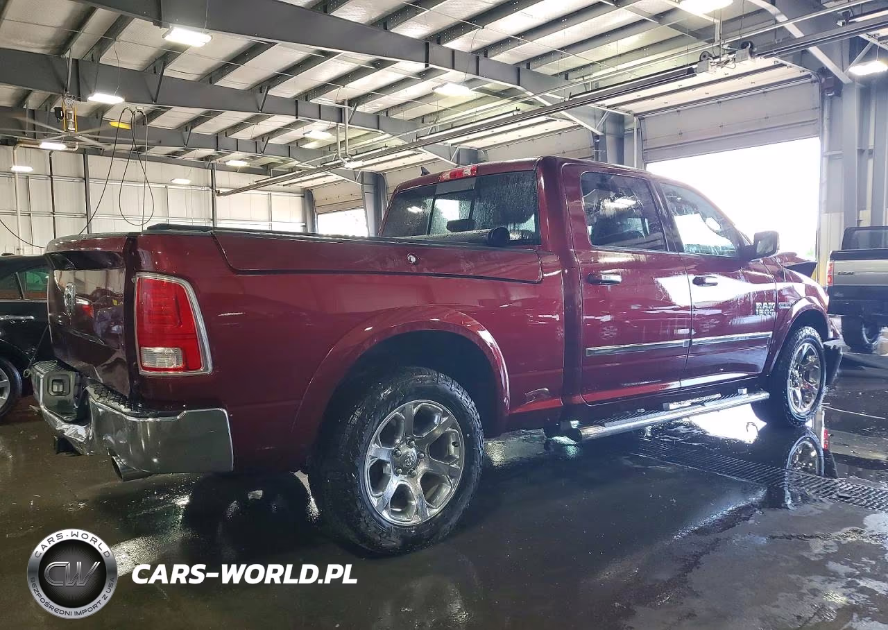 2018 Ram 1500 Laramie VIN:1C6RR7VM4JS246838 - 3