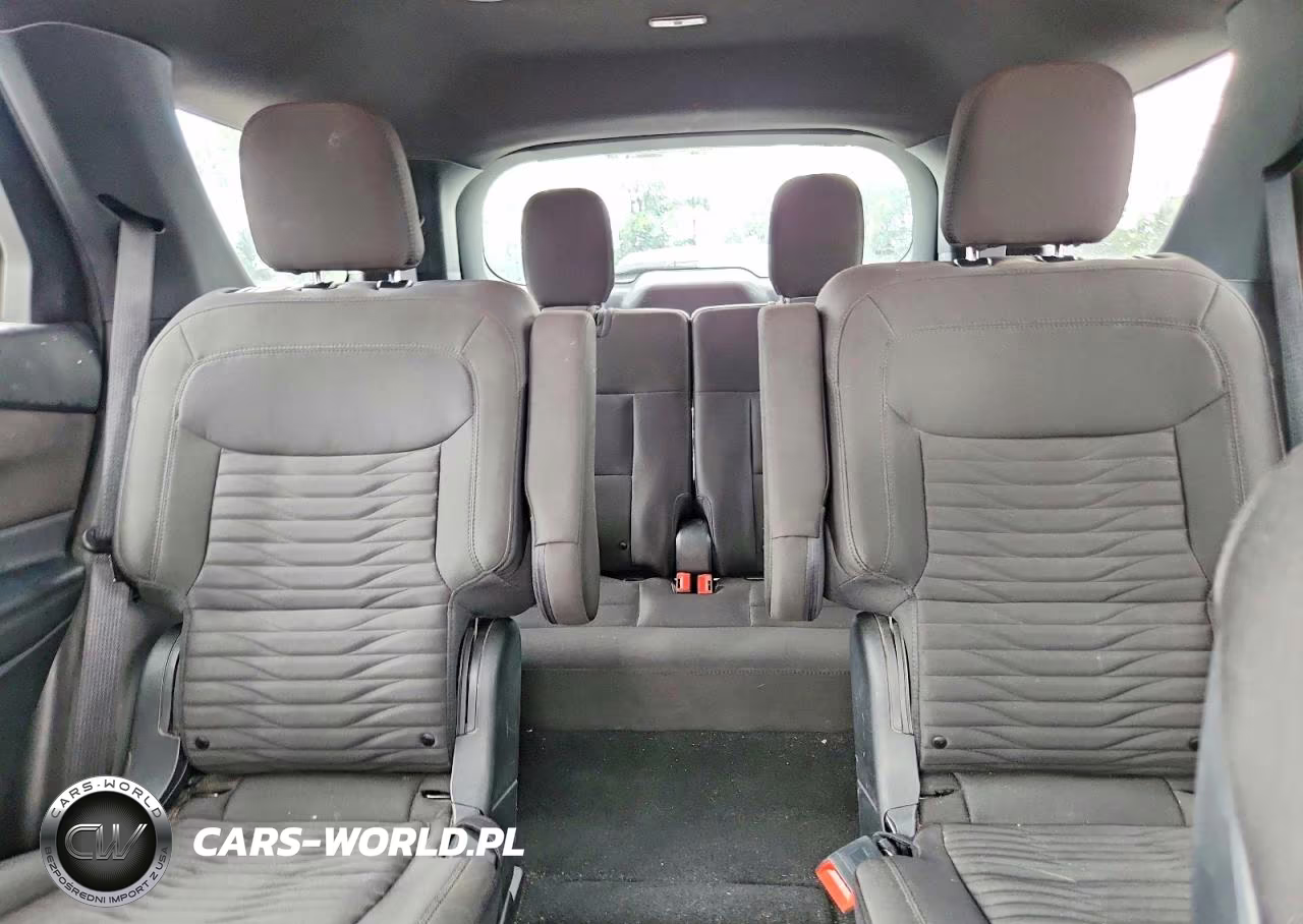 2020 Ford Explorer Xlt VIN:1FMSK7DH2LGA88276 - 10