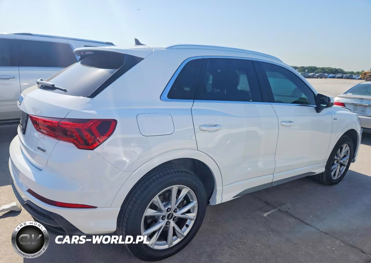 2021 Audi Q3 Premium S Line 45 VIN:WA1DECF37M1045761 - 3
