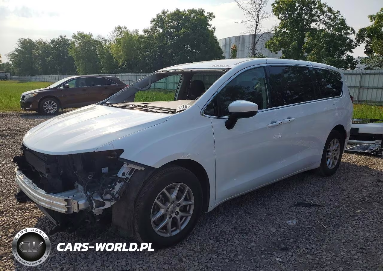 2023 Chrysler Voyager Lx – zdjęcie 1 z 14