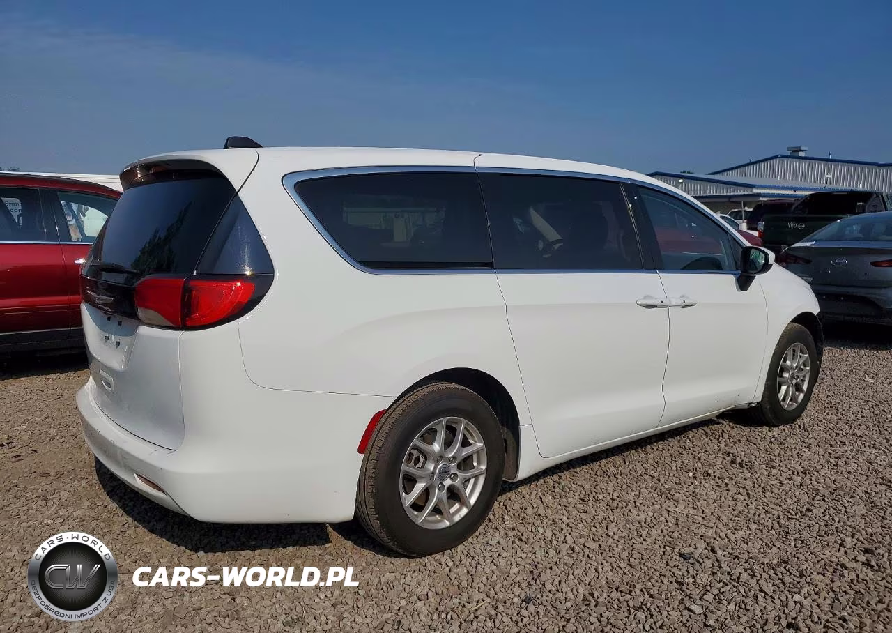 2023 Chrysler Voyager Lx VIN:2C4RC1CG1PR602175 - 3