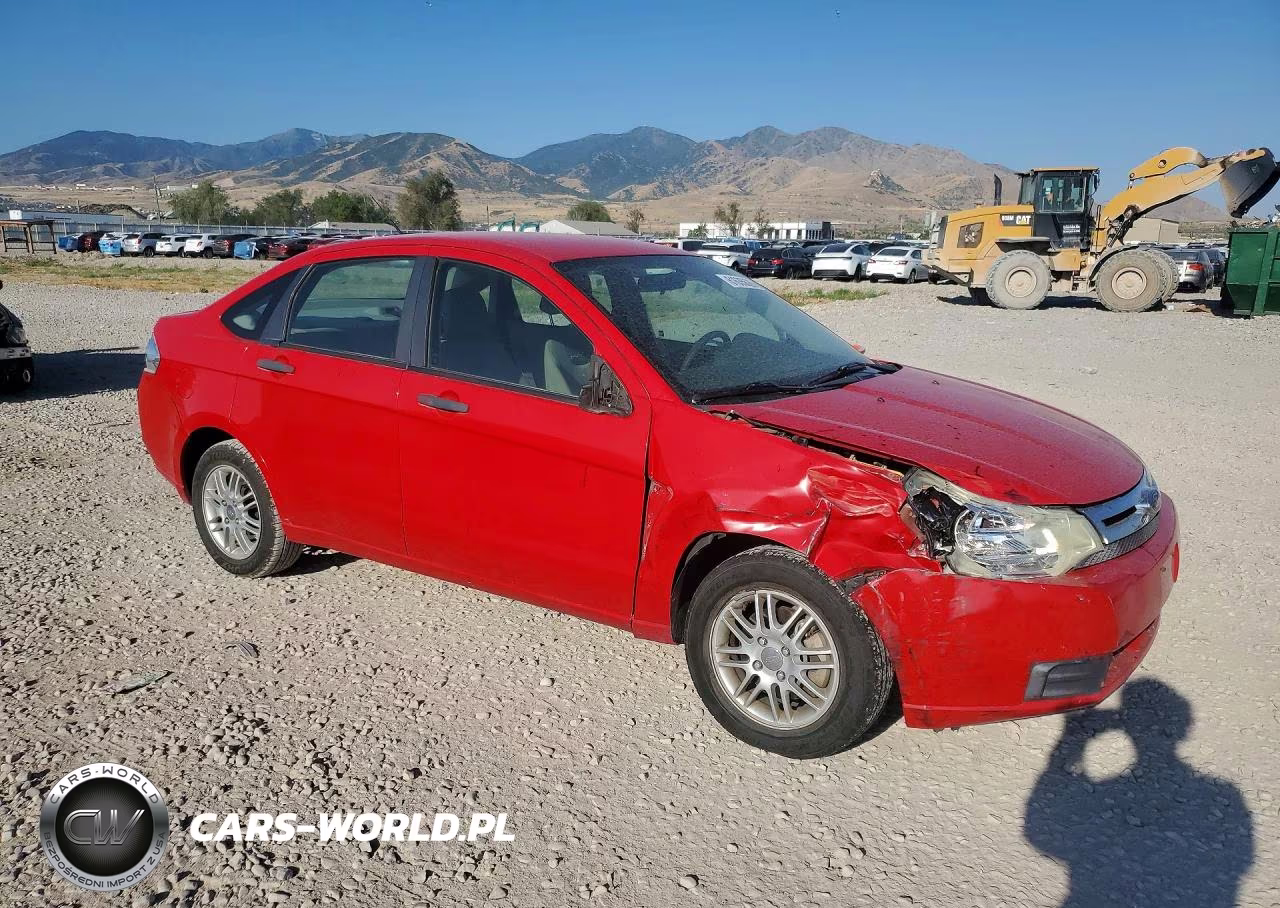 2008 Ford Focus Se VIN:1FAHP35N48W269783 - 4