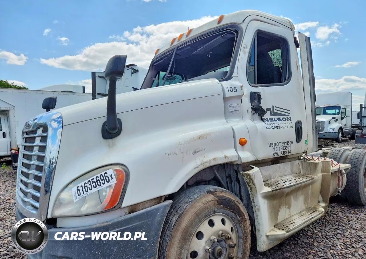 2014 Freightliner Cascadia Semi Truck VIN:3AKJGEDR5ESFJ7208 - 13