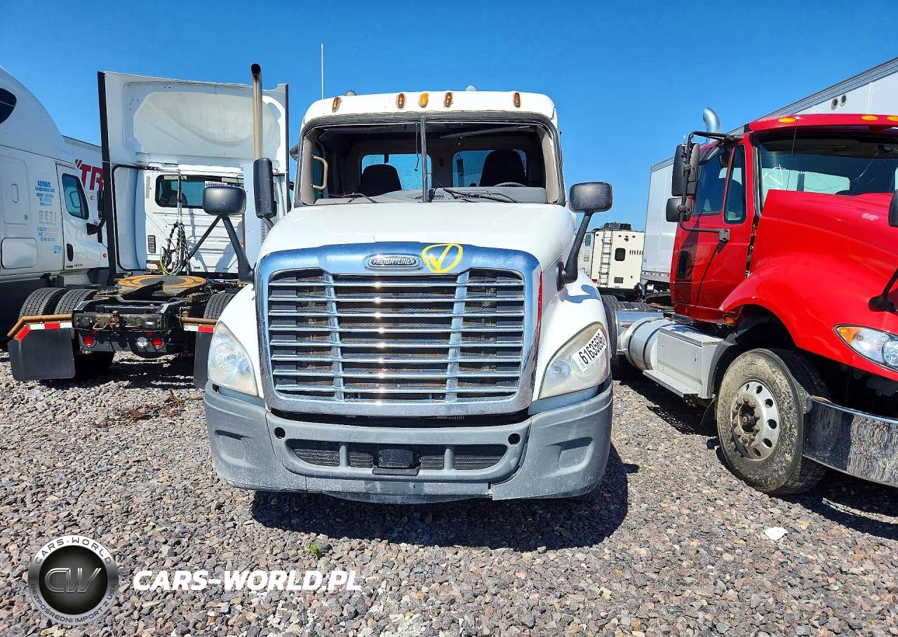 2014 Freightliner Cascadia Semi Truck VIN:3AKJGEDR5ESFJ7208 - 5