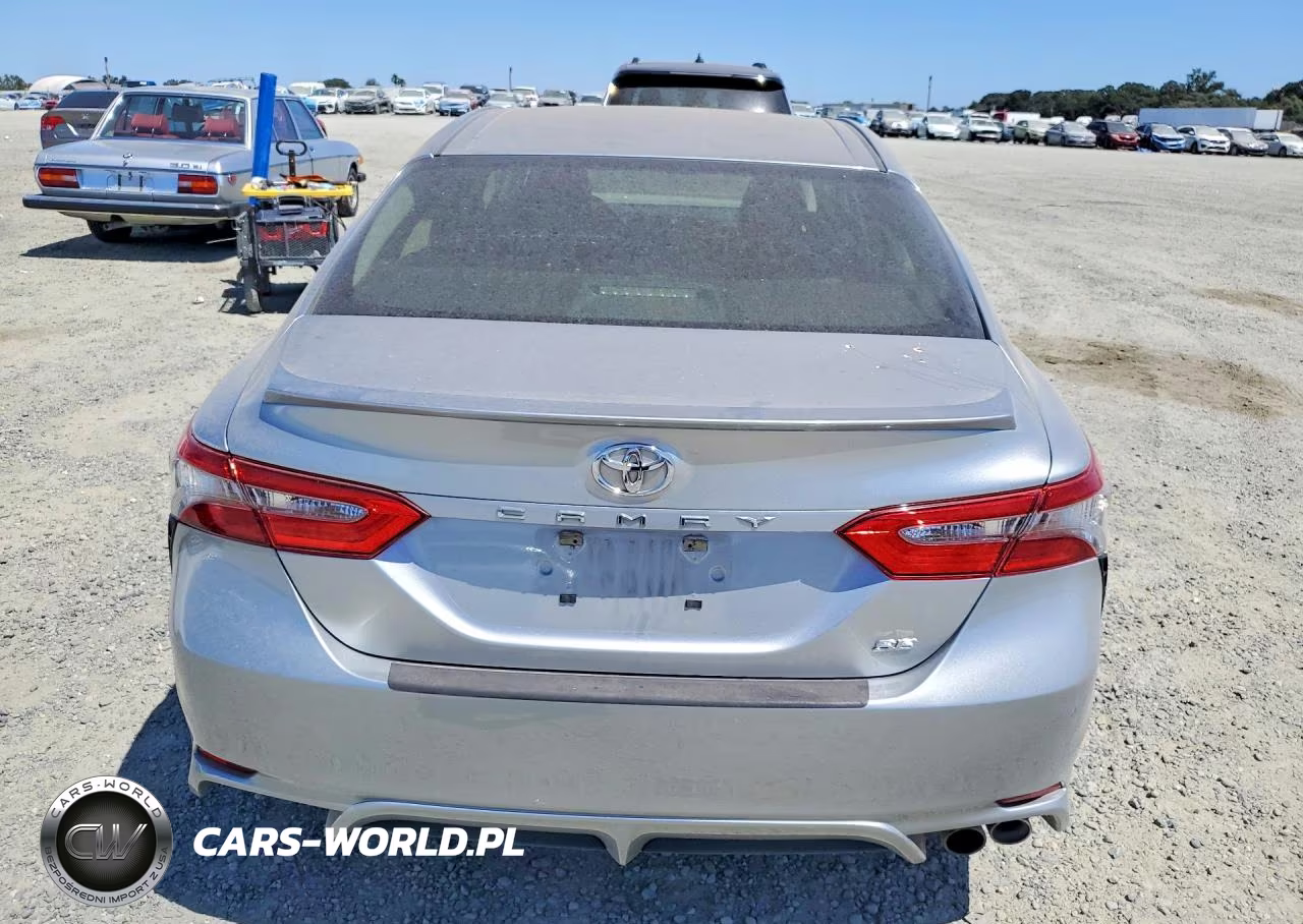 2018 Toyota Camry Se VIN:JTNB11HKXJ3055097 - 6
