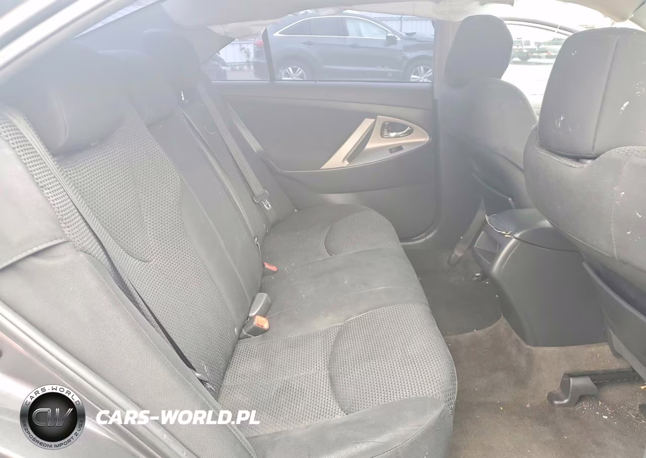 2010 Toyota Camry Se VIN:4T1BF3EK7AU063945 - 10