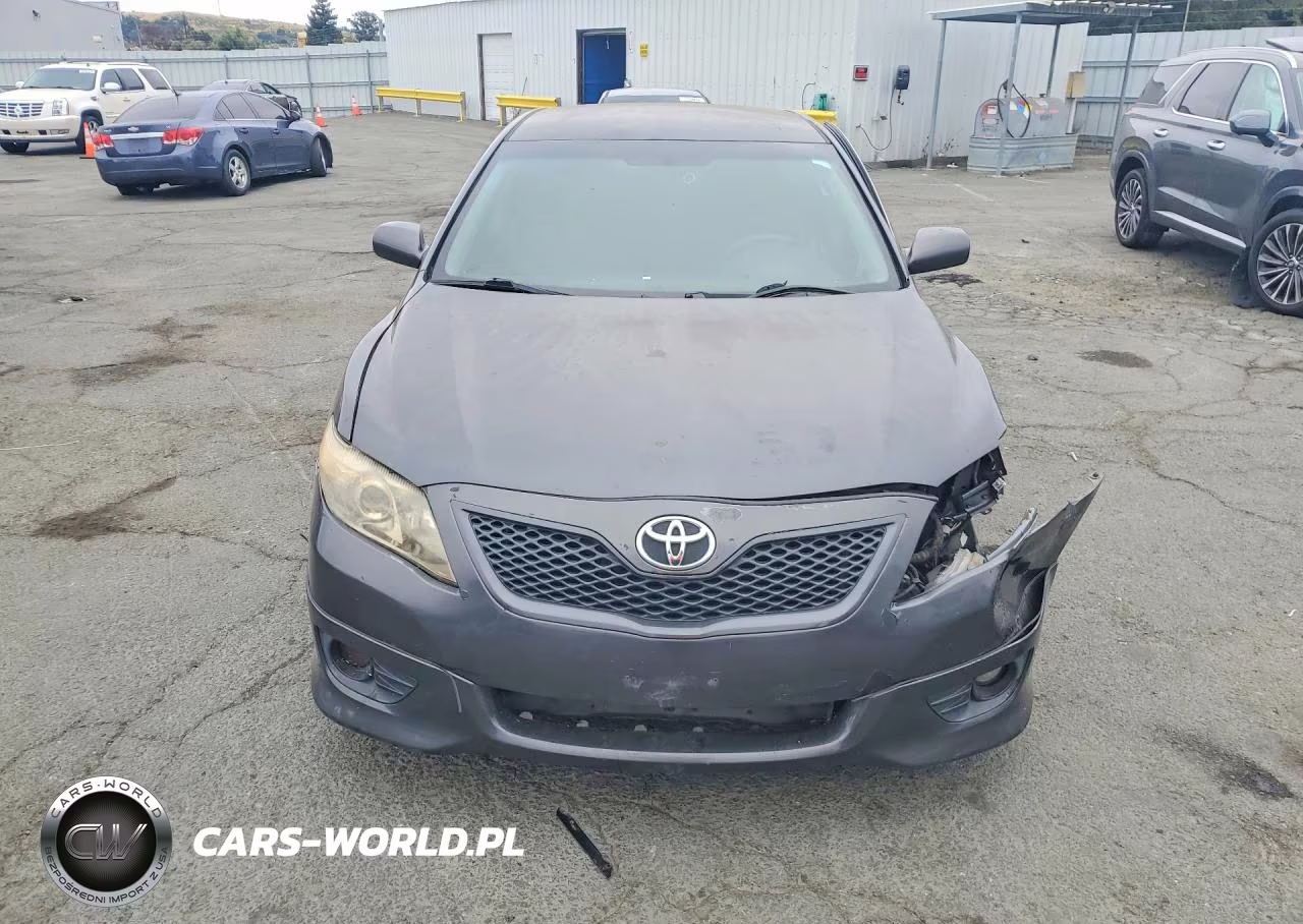 2010 Toyota Camry Se VIN:4T1BF3EK7AU063945 - 5