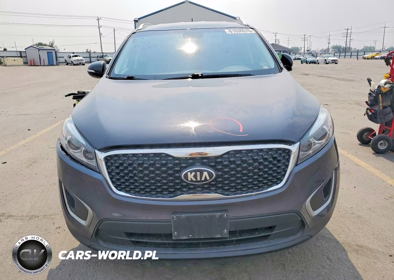 2018 Kia Sorento Lx V6 VIN:5XYPGDA50JG406478 - 5