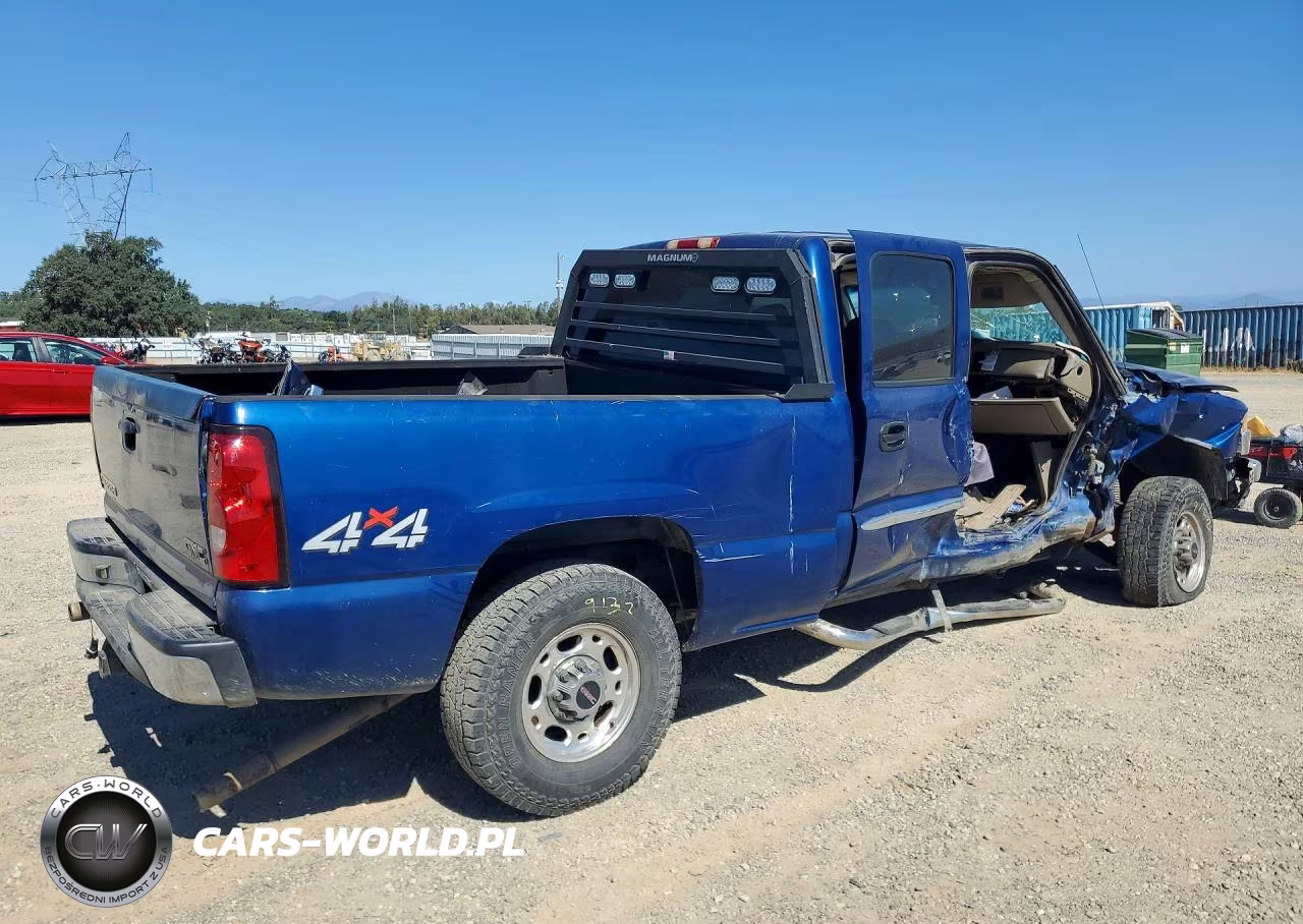 2003 GMC Sierra K1500 Heavy Duty VIN:1GTGK13U83F103990 - 3