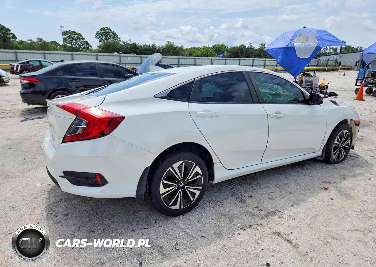 2016 Honda Civic Ex VIN:2HGFC1F3XGH659705 - 3