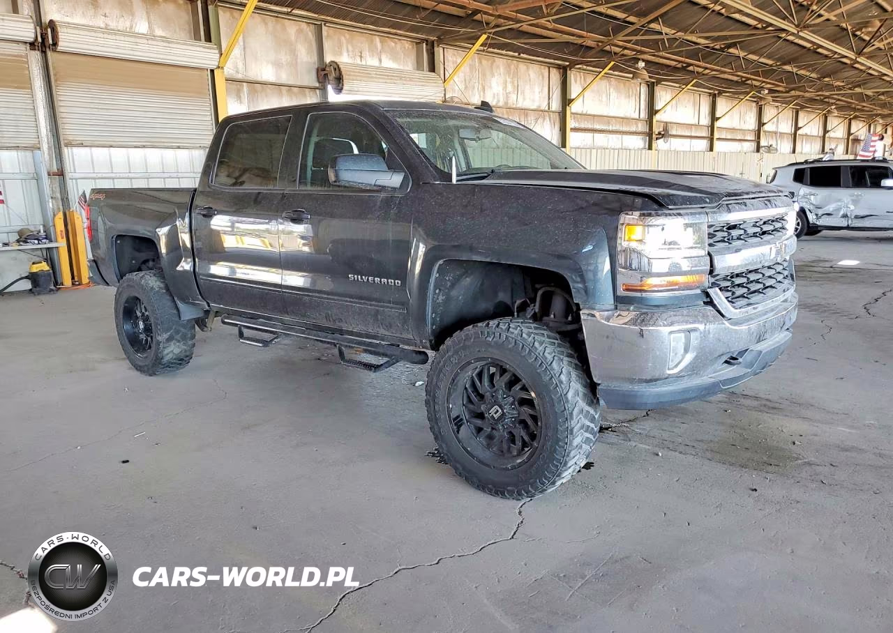 2017 Chevrolet Silverado K1500 Lt VIN:3GCUKREC6HG313869 - 4