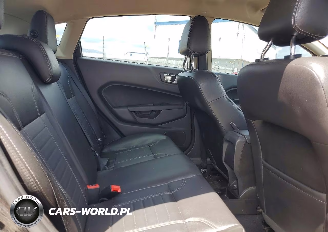 2018 Ford Fiesta Titanium VIN:3FADP4FJ9JM102227 - 10