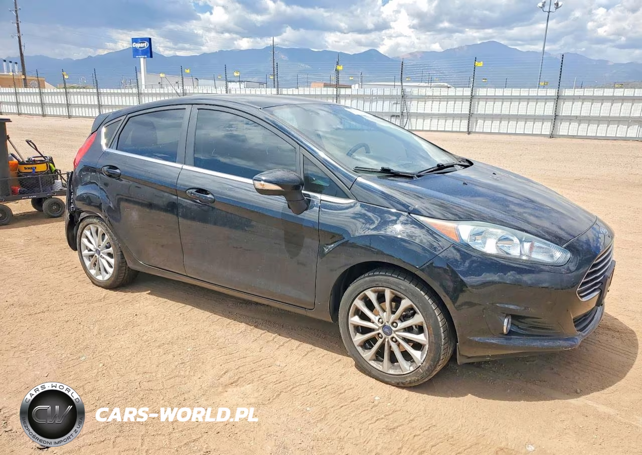 2018 Ford Fiesta Titanium VIN:3FADP4FJ9JM102227 - 4