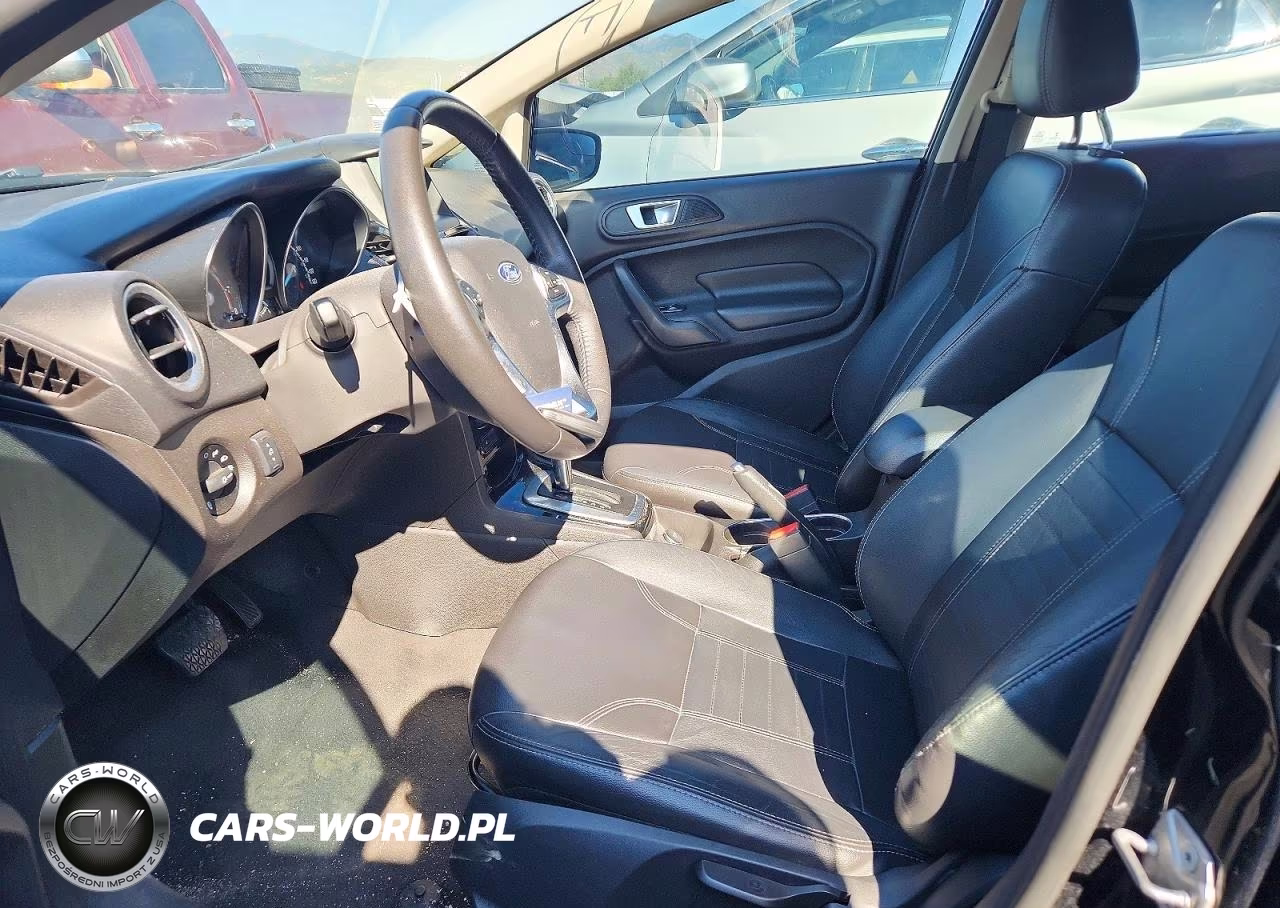 2018 Ford Fiesta Titanium VIN:3FADP4FJ9JM102227 - 7