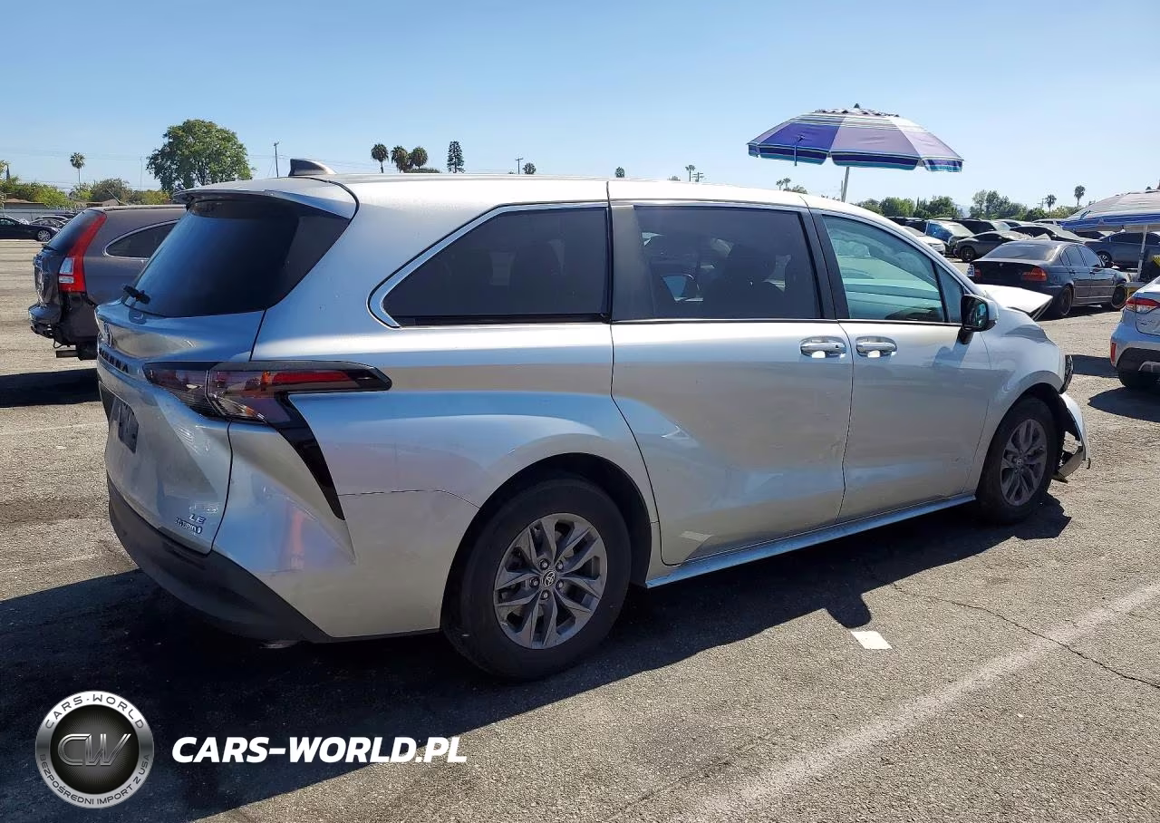 2024 Toyota Sienna Le VIN:5TDKRKEC5RS191521 - 3
