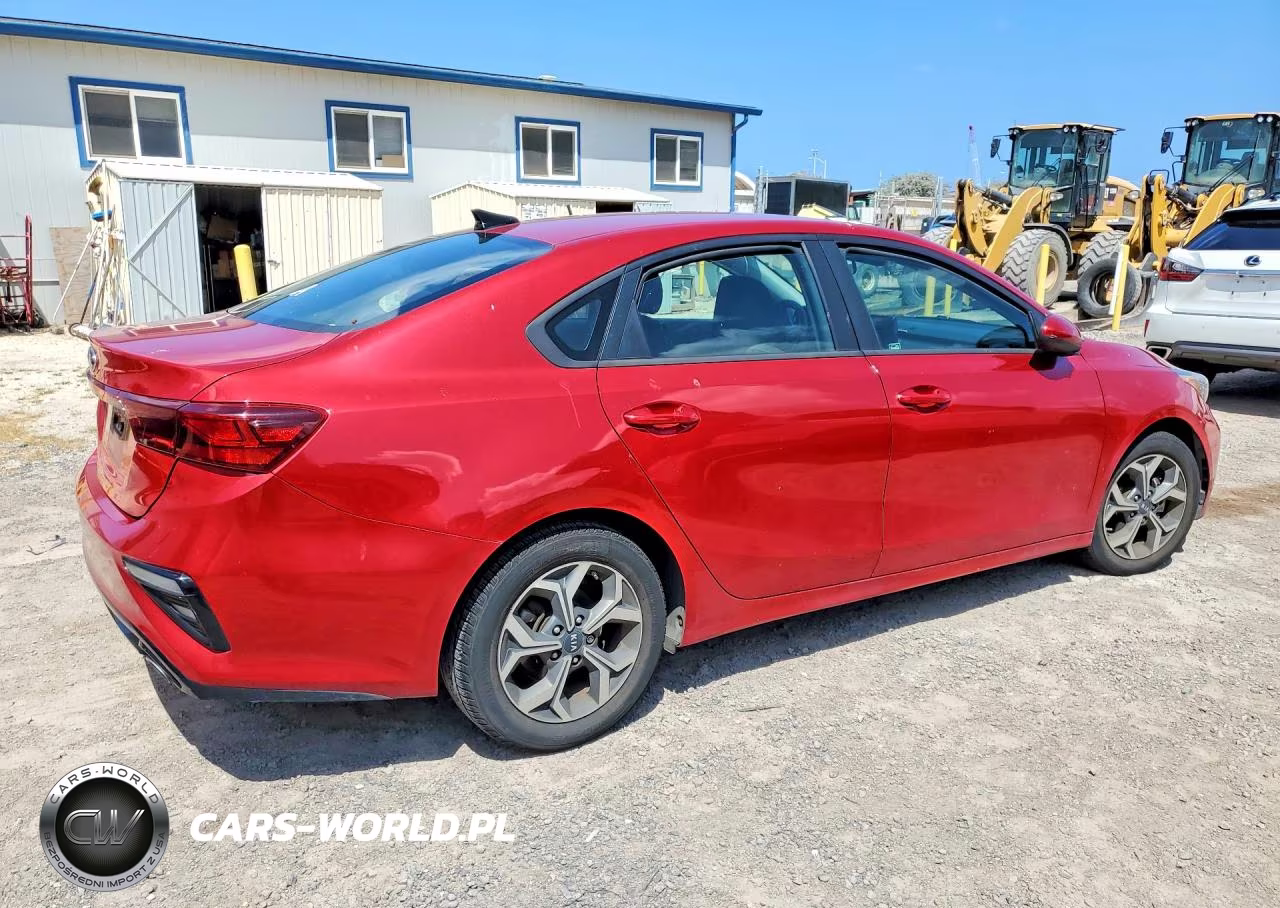 2021 Kia Forte Lxs VIN:3KPF24AD2ME353995 - 3