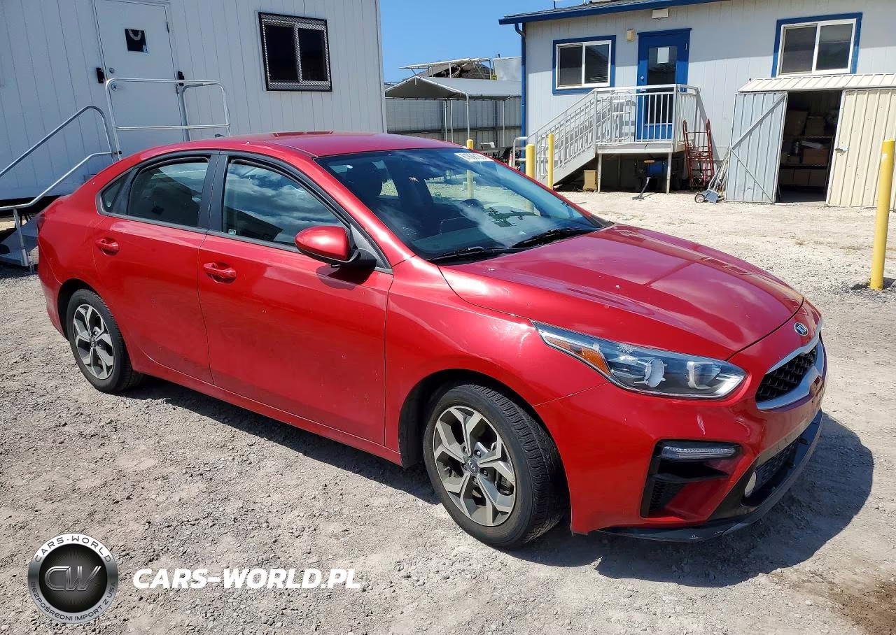 2021 Kia Forte Lxs VIN:3KPF24AD2ME353995 - 4