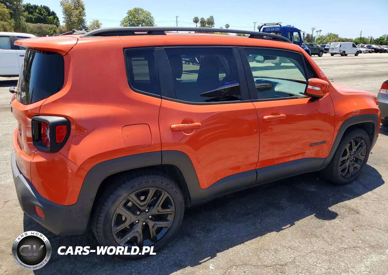 2017 Jeep Renegade Latitude VIN:ZACCJABB9HPF64153 - 3