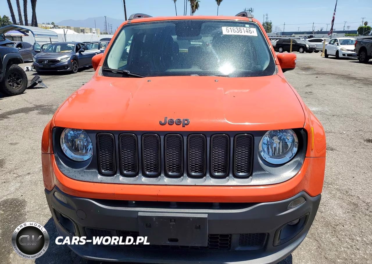 2017 Jeep Renegade Latitude VIN:ZACCJABB9HPF64153 - 5