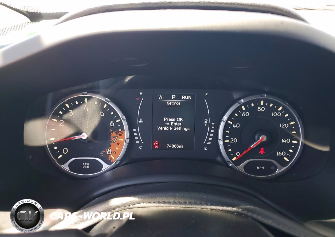 2017 Jeep Renegade Latitude VIN:ZACCJABB9HPF64153 - 9