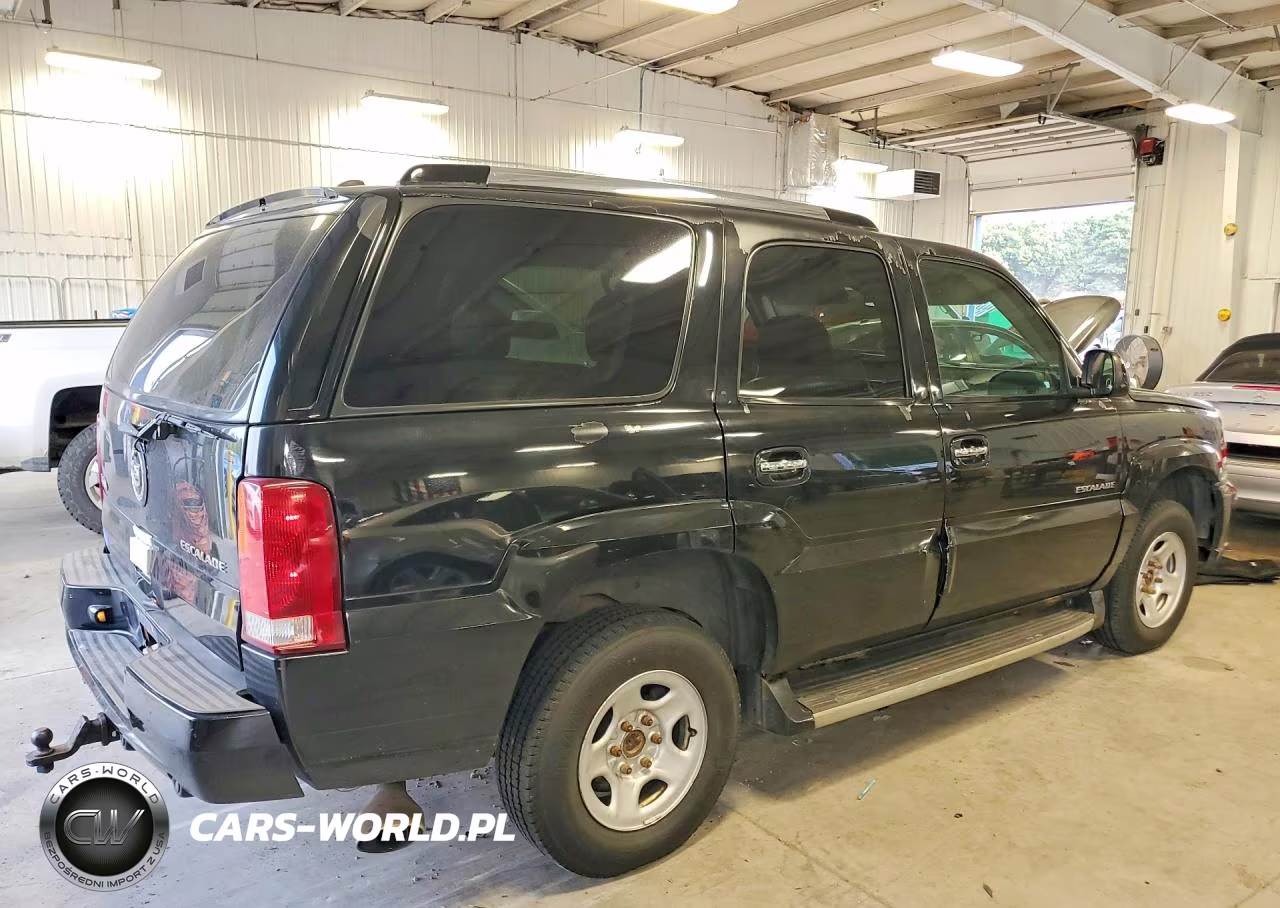2002 Cadillac Escalade Luxury VIN:1GYEK63N32R324790 - 3
