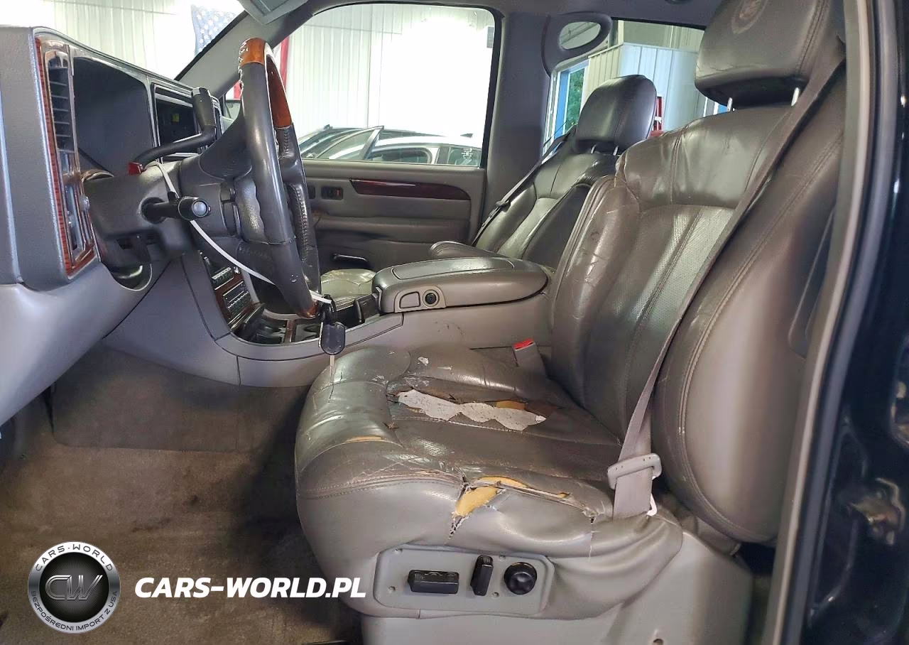 2002 Cadillac Escalade Luxury VIN:1GYEK63N32R324790 - 7