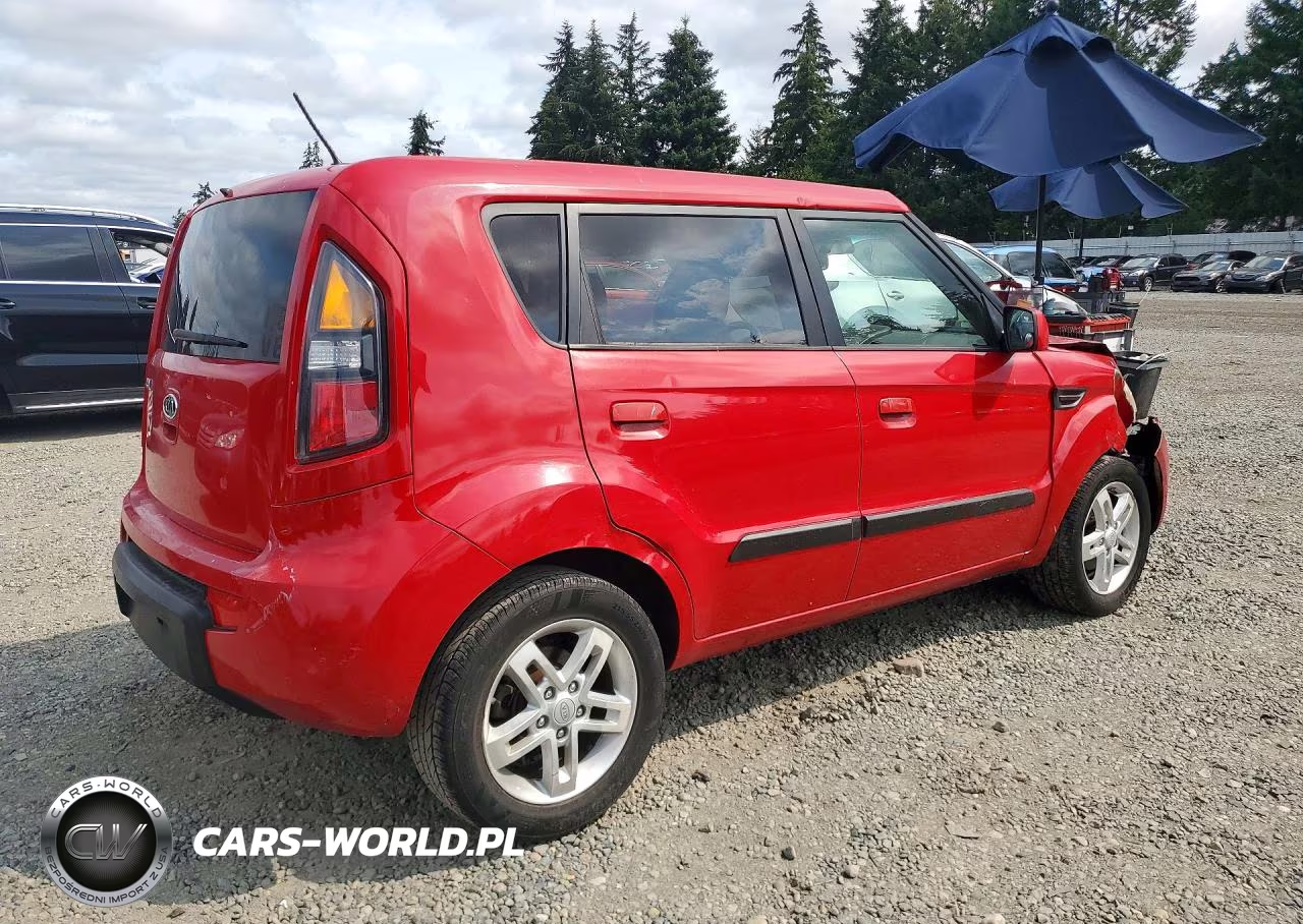 KIA SOUL + VIN:KNDJT2A24A7040999 - 3