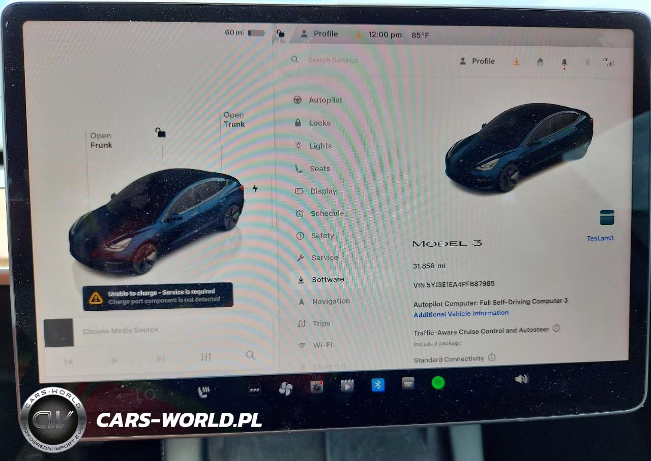 2023 Tesla Model 3 VIN:5YJ3E1EA4PF687985 - 9