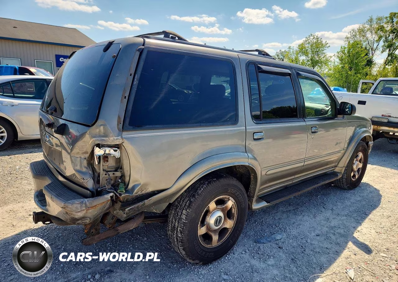 2000 Ford Explorer Limited VIN:1FMZU85P3YZB88497 - 3