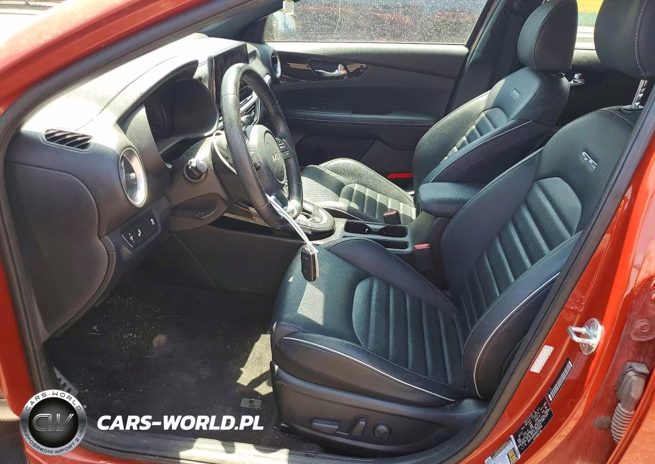 2022 Kia Forte Gt Line VIN:3KPF54AD6NE476062 - 7
