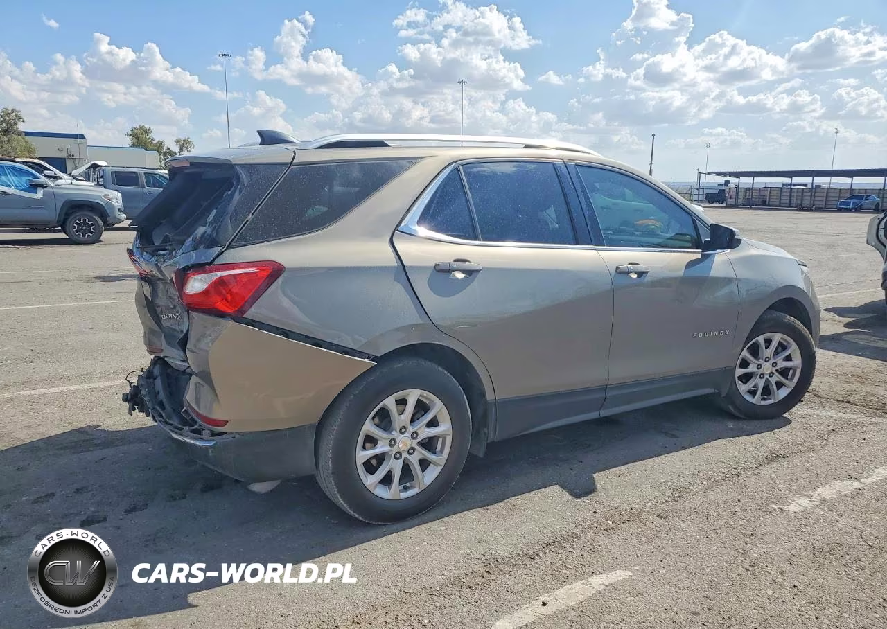 2018 Chevrolet Equinox Lt VIN:3GNAXJEV4JS632429 - 3