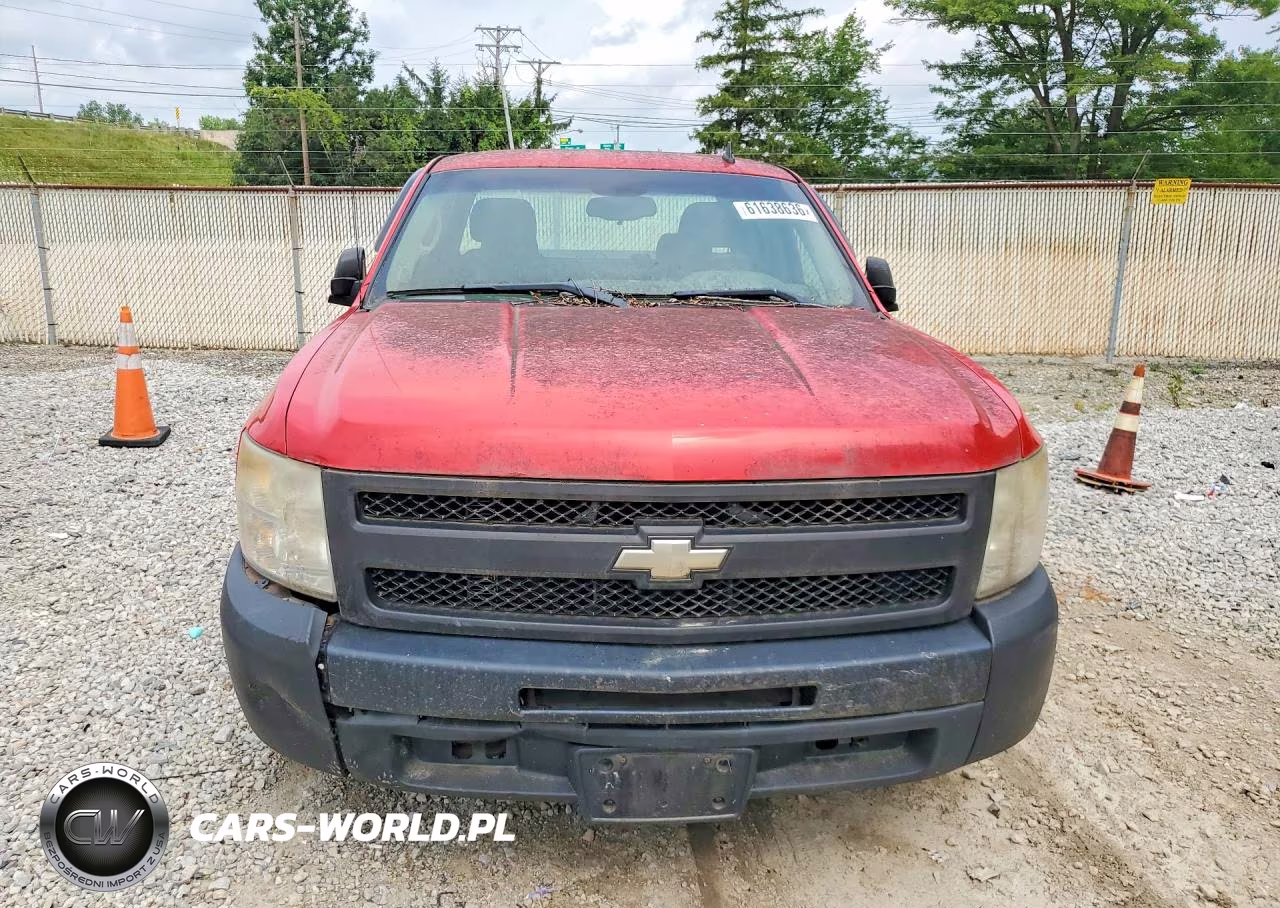 2009 Chevrolet Silverado C1500 VIN:1GCEC19X39Z136909 - 5