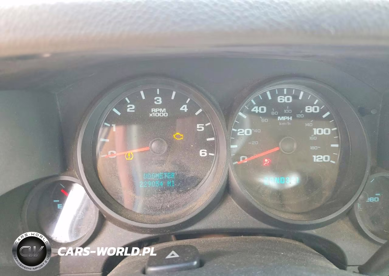 2009 Chevrolet Silverado C1500 VIN:1GCEC19X39Z136909 - 9