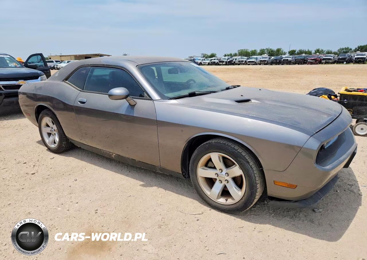 2011 Dodge Challenger VIN:2B3CJ4DG4BH588221 - 4