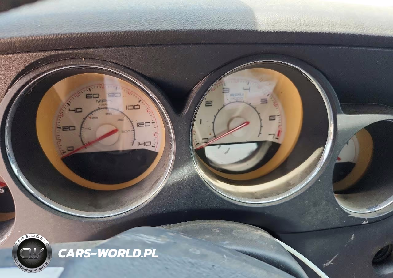2011 Dodge Challenger VIN:2B3CJ4DG4BH588221 - 9