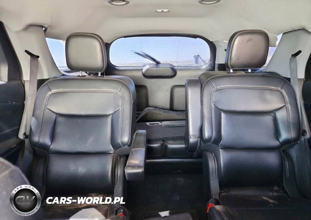 2021 Ford Explorer Xlt VIN:1FMSK8DH9MGA95345 - 10