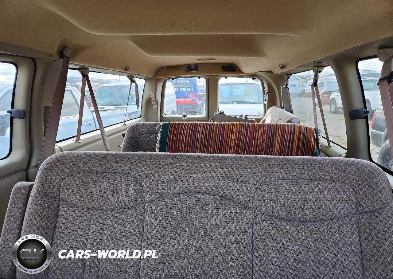 1999 Chevrolet Express G3500 VIN:1GAHG39R1X1002239 - 10