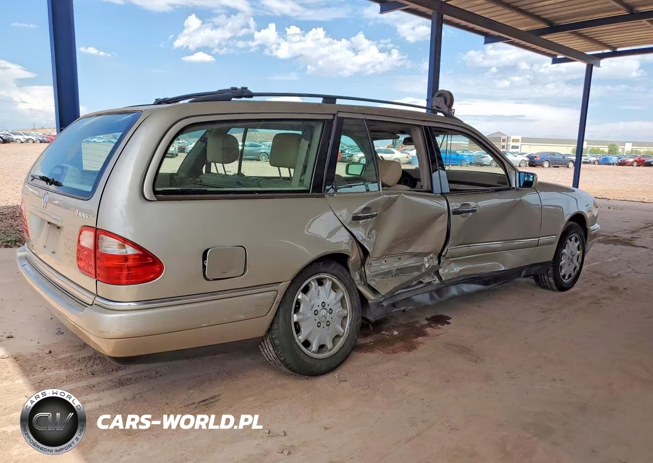 1999 Mercedes-Benz E 320 4Matic VIN:WDBJH82F8XX026830 - 3