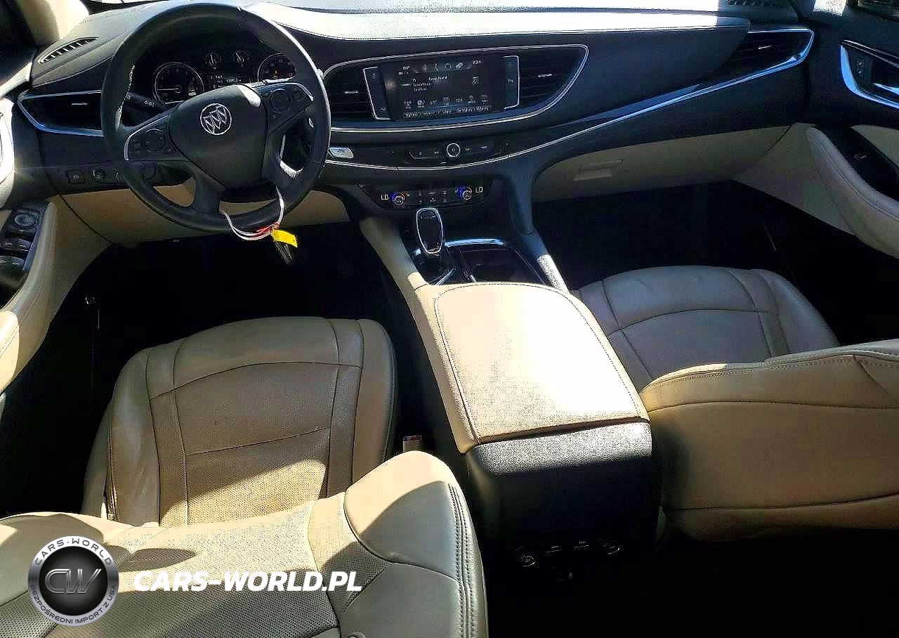 2018 Buick Enclave Essence VIN:5GAERBKW1JJ142802 - 8