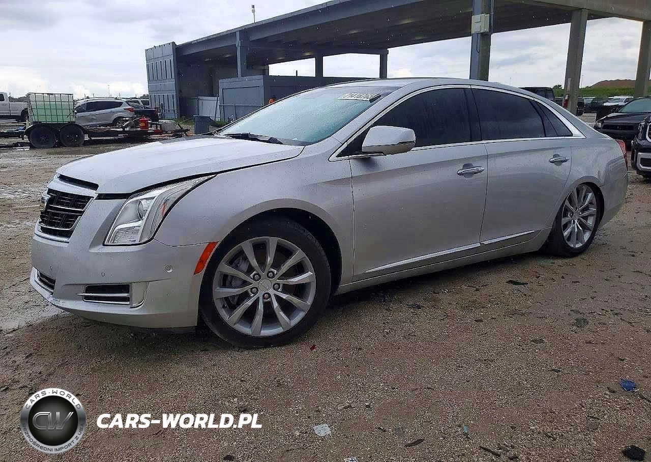 2017 Cadillac Xts Luxury – zdjęcie 1 z 13