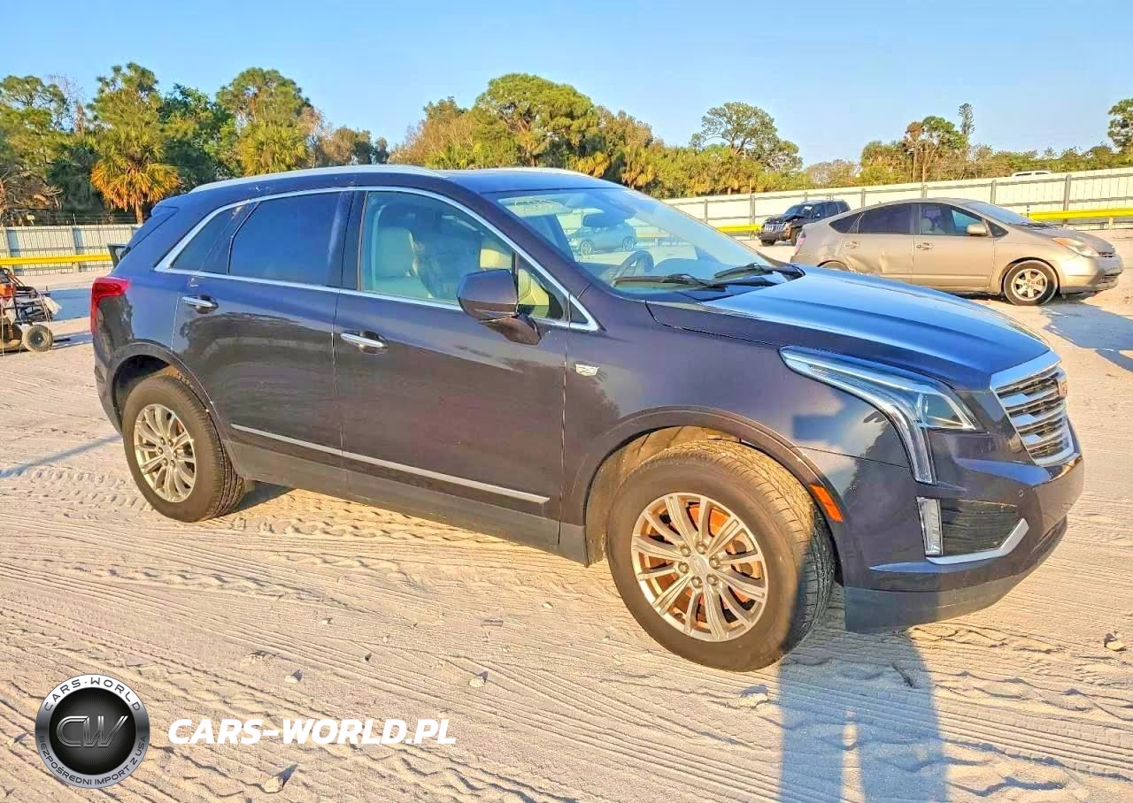 2017 Cadillac Xt5 Luxury VIN:1GYKNDRSXHZ267282 - 4