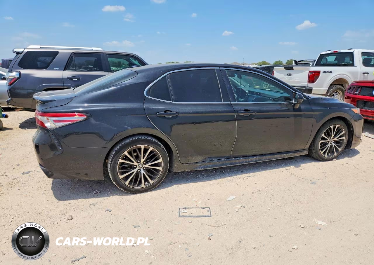 2019 Toyota Camry Se VIN:4T1B11HKXKU160234 - 3