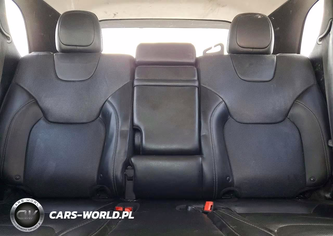 2019 Jeep Cherokee Limited VIN:1C4PJLDB4KD302444 - 10