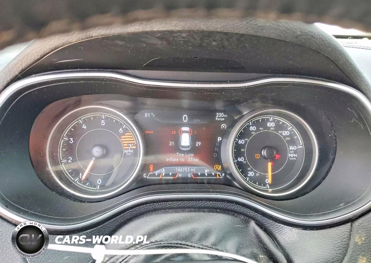 2019 Jeep Cherokee Limited VIN:1C4PJLDB4KD302444 - 9