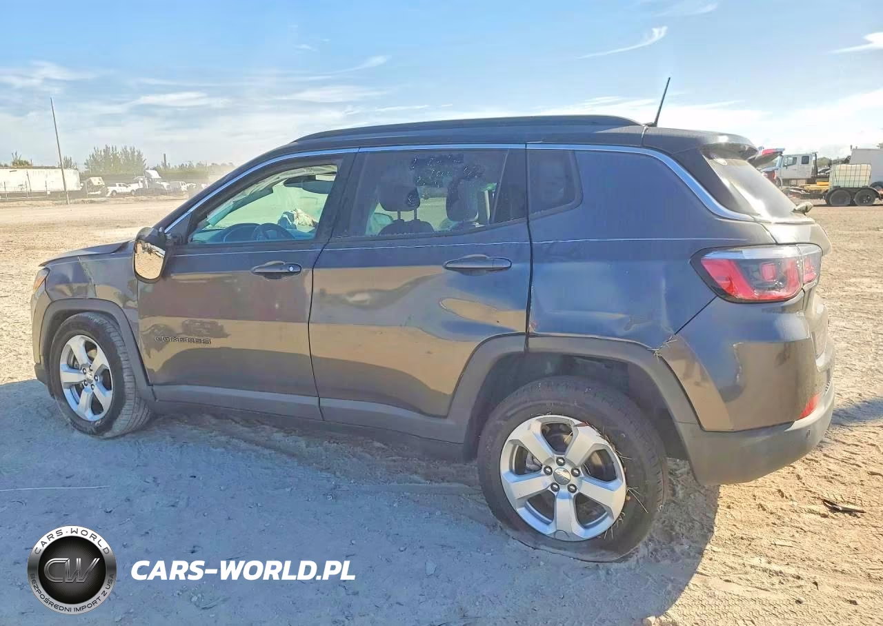 2018 Jeep Compass Latitude VIN:3C4NJCBB5JT256996 - 2