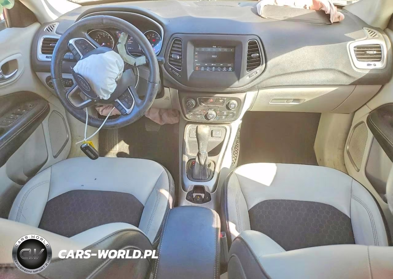 2018 Jeep Compass Latitude VIN:3C4NJCBB5JT256996 - 8