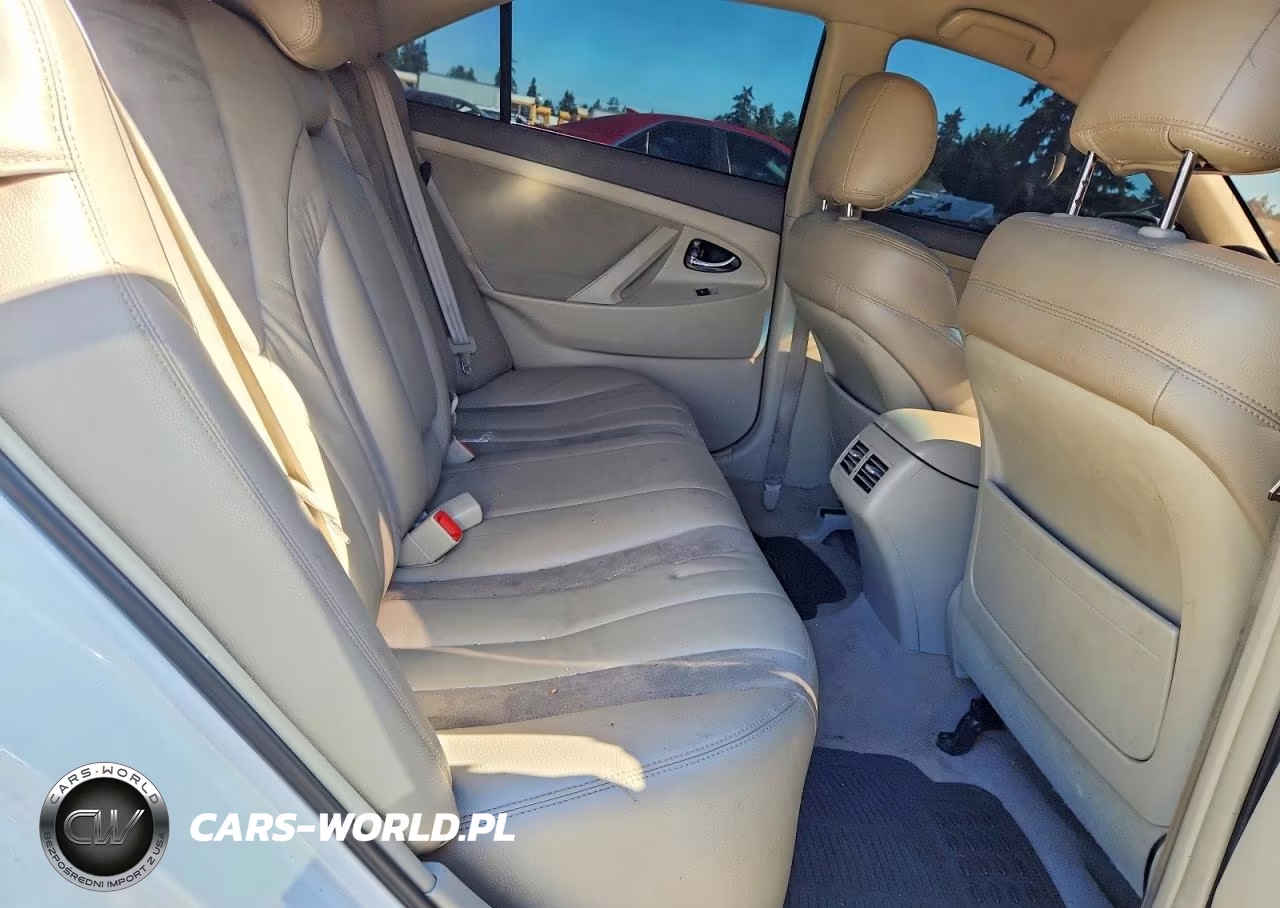 2010 Toyota Camry Hybrid VIN:4T1BB3EK8AU125199 - 10